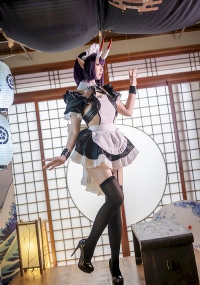性感邻家姐妹