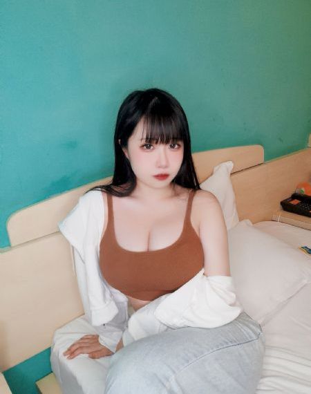 动漫美女动漫在线看