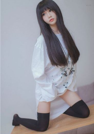 被老板抱进办公室糟蹋h
