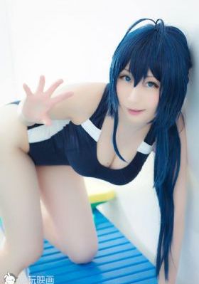 大炕上公的手伸进我内裤