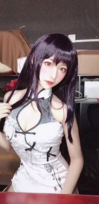 《年轻的阿姨》